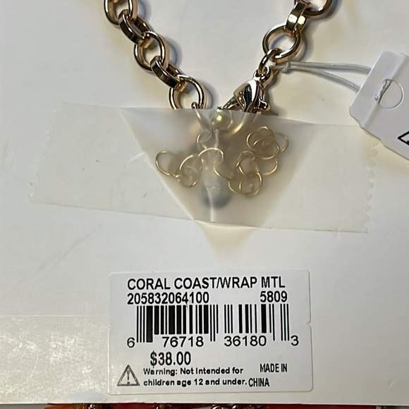 NWT New Directions Grape Cluster Fashion Statement Necklace Gold Tone Coral - Picture 5 of 6